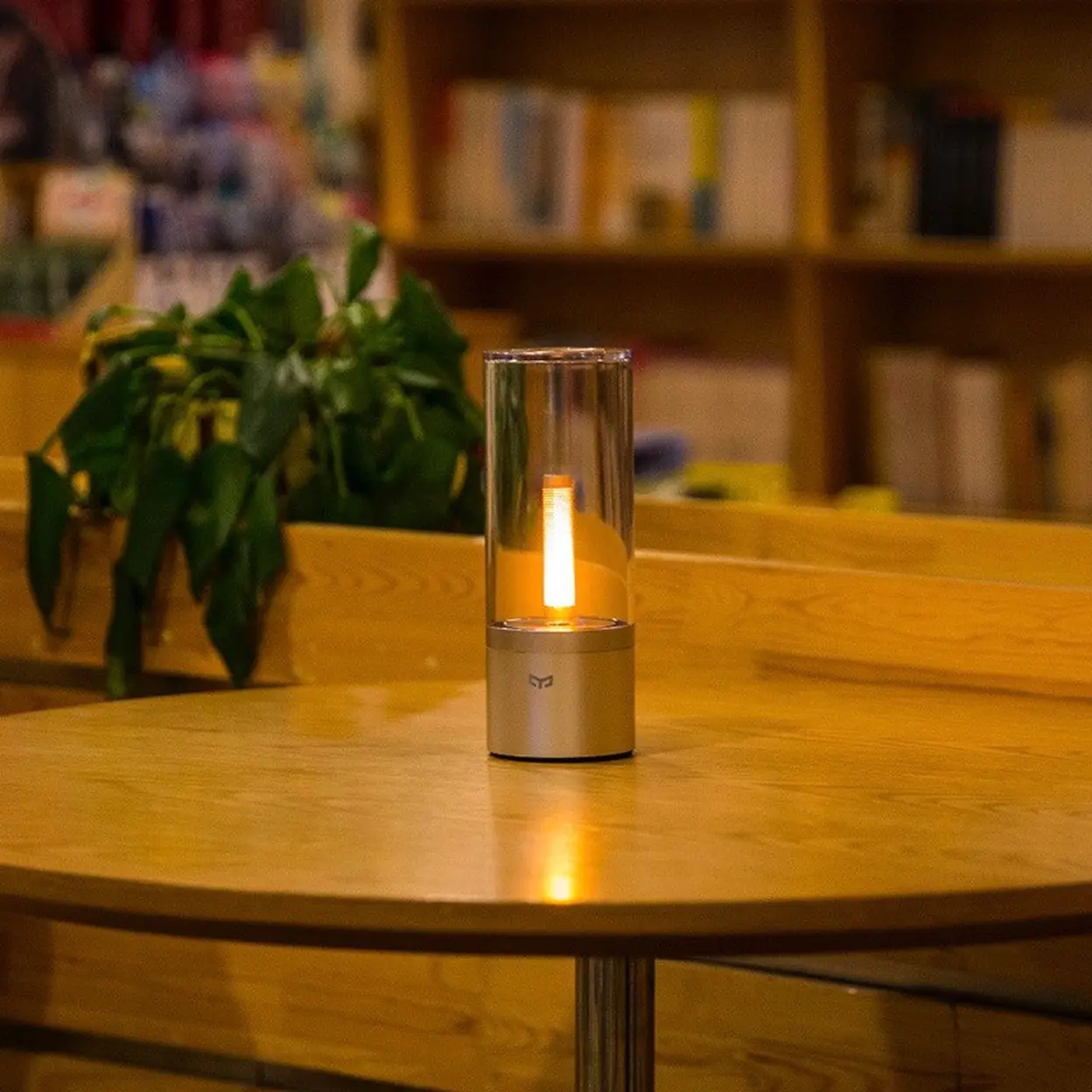 Yeelight Tragbare dimmbare Candela Lampe – Wiederaufladbares 1800K Warmweiß LED Ambiente Licht für gemütliche Innen-/Außenbeleuchtung in der Nacht image 0