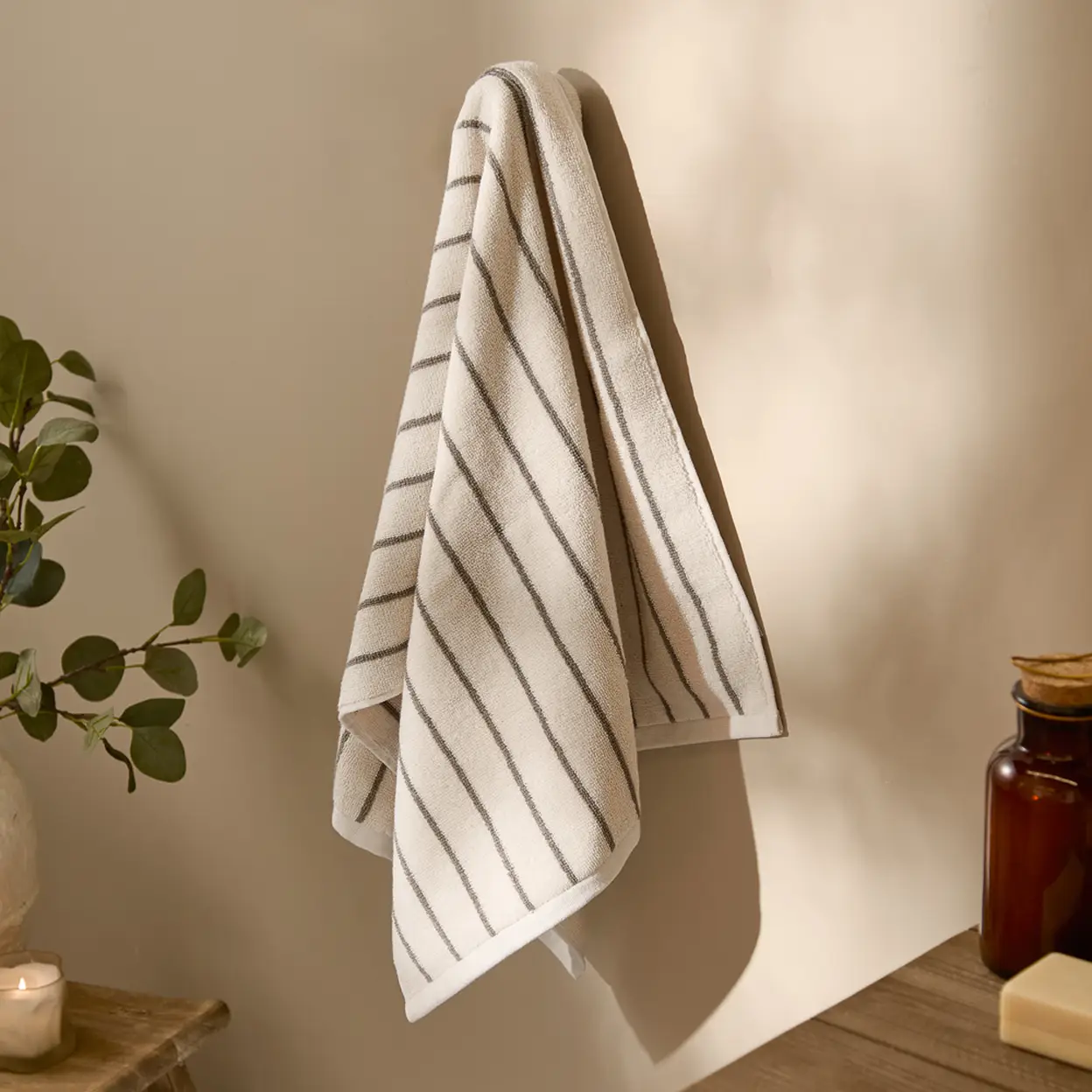 Yard Hand Towel Hebden Narrow Stripe Mole 50x100cm image 0