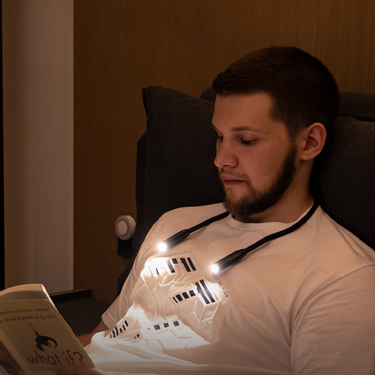 Yeelight LED-Nacken-Buchlampe image 0