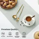 Sets de Sets de Table Vert Menthe Résistants à la Chaleur et Antidérapants pour Table à Manger, Lavables et Durables en PVC Tissé, Lot de 4 image 1