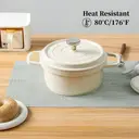 Sets de Sets de Table Vert Menthe Résistants à la Chaleur et Antidérapants pour Table à Manger, Lavables et Durables en PVC Tissé, Lot de 4 image 4