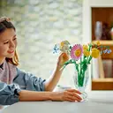 LEGO Botanicals Set de Construction Petit Bouquet Solaire image 7