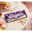 Cadbury White Chocolate Fingers Biscuits 114g image 1