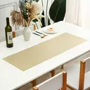 Set de 4 Sets de Table Rectangulaires en PVC Perforé Antidérapants, Résistants à la Chaleur, Imperméables et Lavables, Décoration de Centre de Table Dorée image 3