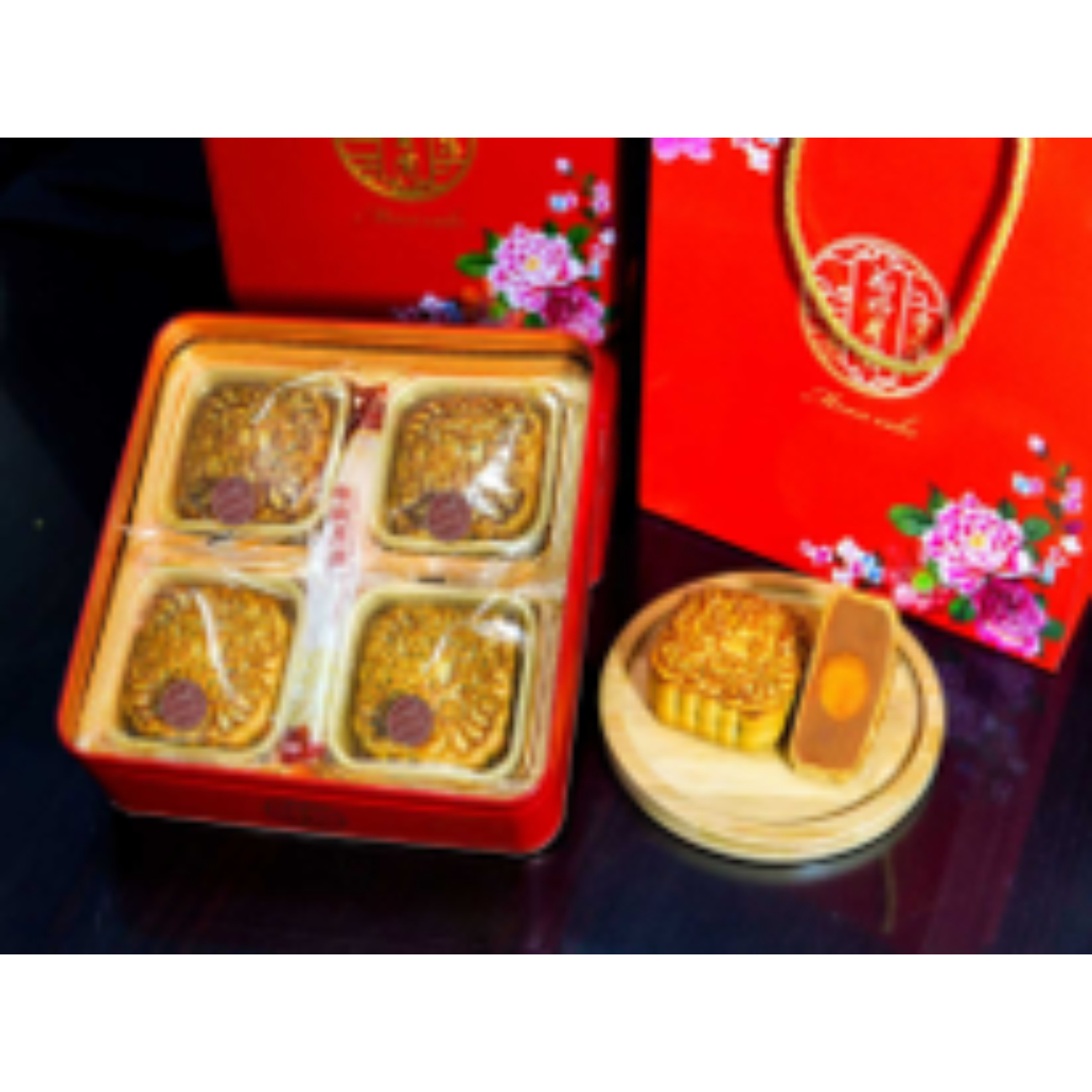 HHYY White Lotus Paste Mooncake With Double Yolk 180g x 4