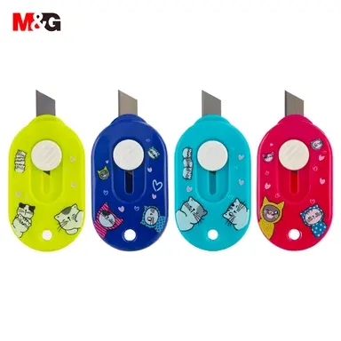 M&G So Many Cats Box Cutters, 4 Pack Retractable Utility Knives, Cute Package Openers for Boxes, Envelopes, and Office Supplies