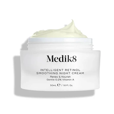 Medik8 Intelligent Retinol Glättende Nachtcreme mit Renew und Nourish Vitamin A 50ml