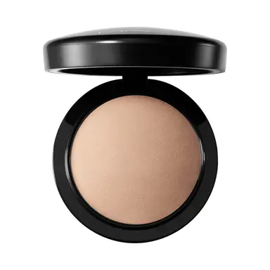 MAC Mineralize Skinfinish Natural 10 gr Light Plus