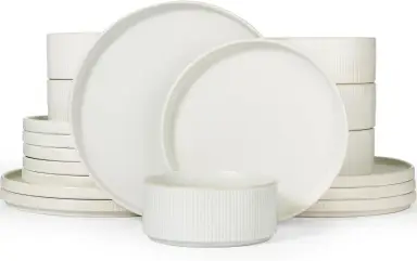 Richmount Starlight Serie Geschirr-Set - 18-teilig, für 6 Personen, Keramik, mit Servierplatten, Salattellern und Müslischalen, spülmaschinen- und mikrowellensicher, mattweiß