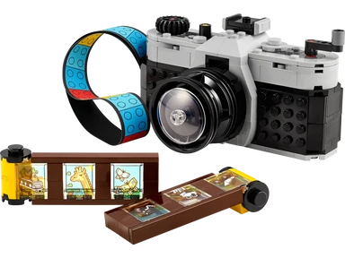 Lego 31147 Creator Retro Camera in Dutch is "Lego 31147 Creator Retro Camera". 

However, if you want a more localized version, it would be "Lego 31147 Creator Retro Fotocamera".