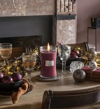 Wood Wick Candle Hourglass Phantom Cherry 609g