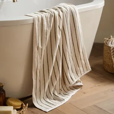 Yard Bath Sheet Hebden Narrow Stripe Olive 100x150cm