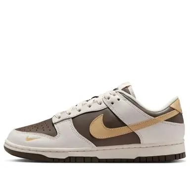 Nike Dames Dunk Low HM9655-001 Maat 40,5
