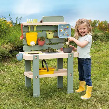 Smoby Life Outdoor Mud Kitchen with Water Tank & 11 Accessories