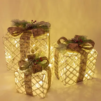 Christmas Workshop Rattan Christmas Gift Box Set of 3, LED