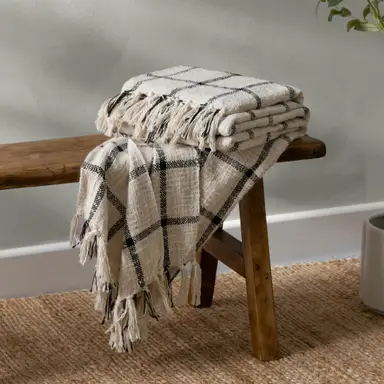 Yard Throw Beni Natural/Black 130x180cm