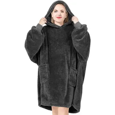 WOLTU Hoodie Decke mit Ärmeln Kapuze, Oversized Kapuzenpullover flauschig, Oeko-TEX Zertifiziert, weiche Ärmeldecke Tragbare Decke zum Anziehen, Damen Herren, gute Geschenkwahl, 95x85 cm Anthrazit