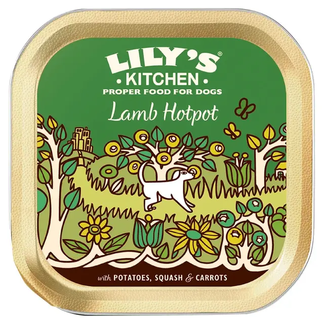 LILY'S KITCHEN Lamb Hotpot with Vegetables & a Dash of Blueberries 150g