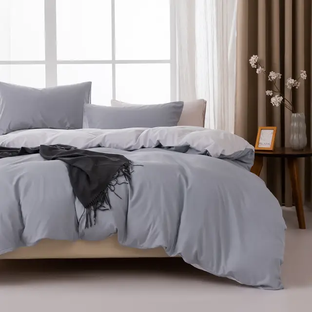 MENDALE Duvet Cover Set - Premium Bedding Set - 220*260 cm Duvet Cover with 75*50 cm Pillow Case - Soft Brushed Microfiber- Dark Grey & Light Grey