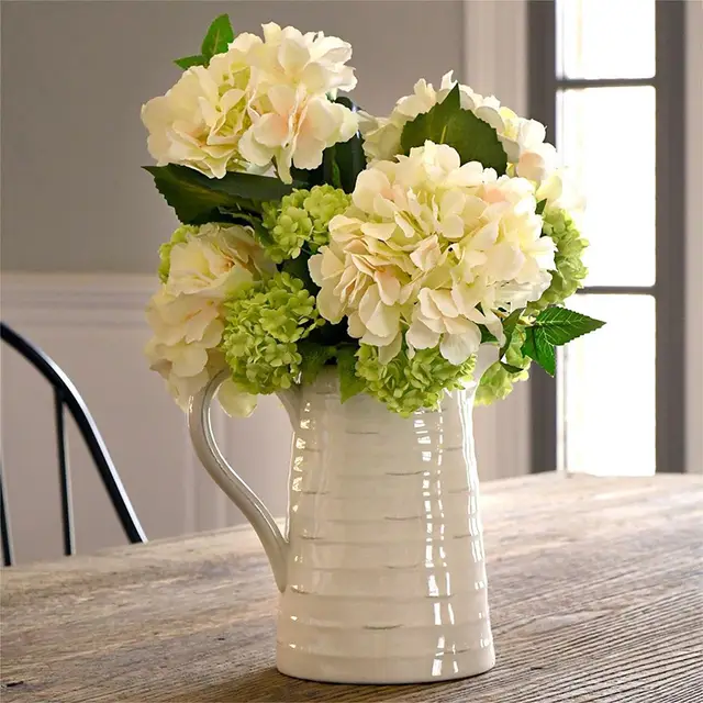 Yuejia 1Pc 13in/33cmArtificial 7-Head Hydrangea Silk Flower Silk Flower Living Room Bedroom Wedding Flower Arrangement Artificial Flower Decoration(green)