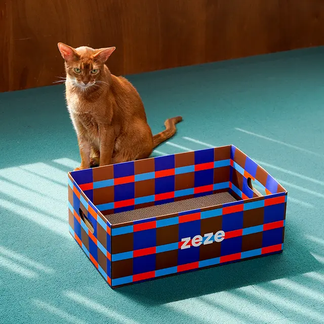 ZEZE Large Plaid Cat House Blue Brown, with Scratcher, Enclosed Cat Cave Bed