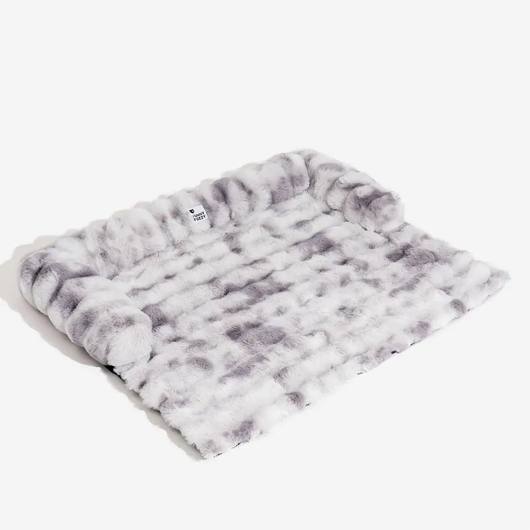FunnyFuzzy Fluffy Plush Calming Dog Bed Sofa Protective Pet Mat Size M Tie Dye Gray