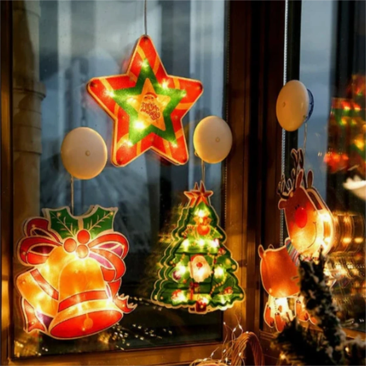 Unter 20 €: Weihnachtsdekoration für die Decke