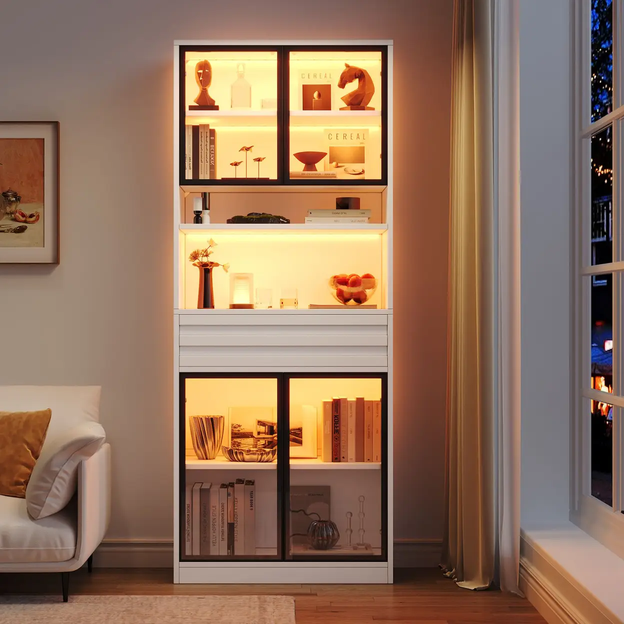 Sammlervitrine hängend – stilvoll präsentieren