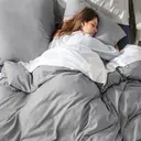 Bedsure Parure de lit 100 % polyester gris - 1 housse 155 x 220 cm et 2 taies 80 x 80 cm image 2