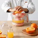 Bear Juicer – Freshly squeezed orange juice, healthy in every sip! Effortlessly extracts juice with just 30W low power, rich in vitamin C, perfect for home and on-the-go use. image 1