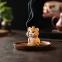 JU7CER 1pc Adorable Kitten-shaped Incense Holder Ceramic Aromatherapy Burner Creative Home Decor Ornament Zen Tea Ceremony Incense Burner Crown Yellow Kitten - Stick Incense image 1