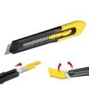 Stanley Snap off Knife Blades 9mm 3 Packs image 1