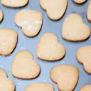 Chef Aid Non-Stick Carbon Steel Baking Tray, Durable Non Stick Coating, Fridge and Freezer Safe, Perfect for Baked Goods and Roasting, 30cm x 18cm, Robust Essential Oven pan, Grey,30x18cm image 4