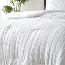 MEEALLHOME Parure de lit à rayures verticales blanc - 1 housse 240 x 220 cm et 2 taies 65 x 65 cm image 3