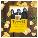 Tyrrells Hand-Cooked English Crisps Mature Cheddar & Chive 150g image 2