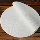 Lot de 6 sets de table ronds tressés en coton et polyester, lavables et résistants à la chaleur, diamètre 38 cm – Blanc image 1