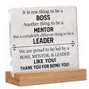 【3 € de réduction dès 10 €】Alphynix 1 pièce Plaque de reconnaissance à triple rôle, « BOSS MENTOR & LEADER LIKE YOU » Support d'affichage en acrylique avec base en bois, Cadeau parfait pour la retraite ou la promotion d'un manager image 0