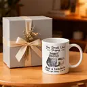 Alphynix 1 Mug blanc 33cl avec citation impertinente "Tu sens le drame" & illustration Grumpy Cat café, cadeau de Noël ou Thanksgiving humour brut,Le cadeau de la saint-valentin, cadeau d’anniversaire image 4