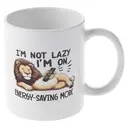 Alphynix 1 Mug blanc 33cl avec citation drôle Lion paresseux en "Mode Économie d'Énergie", cadeau humoristique pour Noël ou Thanksgiving,Le cadeau de la saint-valentin, cadeau d’anniversaire image 3