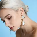 Boucles d'oreilles pendantes VoxorAI dorées, inspirées de Chanel, en forme de larme française et perles, boucles d'oreilles manchette, puces d'oreilles, toutes saisons image 8