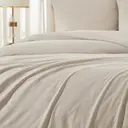 MEEALLHOME Parure de lit en flanelle lavée beige - 1 housse 240 x 220 cm et 2 taies 65 x 65 cm image 4