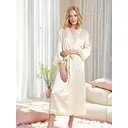 long-sleeved beige silk-like bathrobe  L image 0