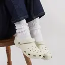 CROCS Classic Clog Unisex - Linen image 3