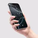 VoxorAI Protection d'écran pour iPhone 16plus, verre trempé, film de confidentialité à 360°, indispensable pour les déplacements, application instantanée et fixation automatique image 3