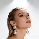 Boucles d'oreilles pendantes VoxorAI dorées, inspirées de Chanel, en forme de larme française et perles, boucles d'oreilles manchette, puces d'oreilles, toutes saisons image 7