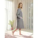 IZURIA lapel light grey long sleeved robe  L image 3
