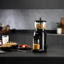 Geepas Peanut Butter Maker , Electric Grinder for Peanuts Cashews Almonds Hazelnuts image 6