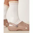 CROCS Classic Clog Unisex - Latte image 2