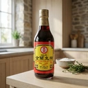 KIMLAN Light Soy Sauce 590ml image 2