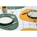 BJÖRN Set de table réversible à bord arrondi - Lot de 6 - Cuir recyclé jaune moutarde et vert sapin image 2